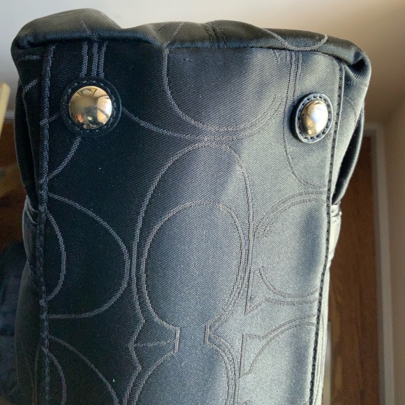 Coach Purse Handbag Tote Designer Bag #F1073-15402 - Picture 11 of 14